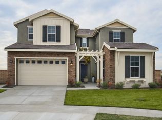 832 E Weeping Willow Dr, Azusa, CA 91702