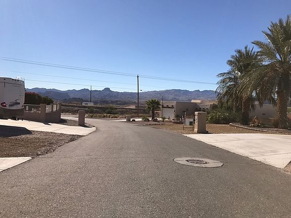 4th image of 931 Fremont Pl