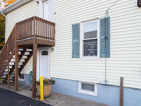 4th image of 28 Greenville Ave