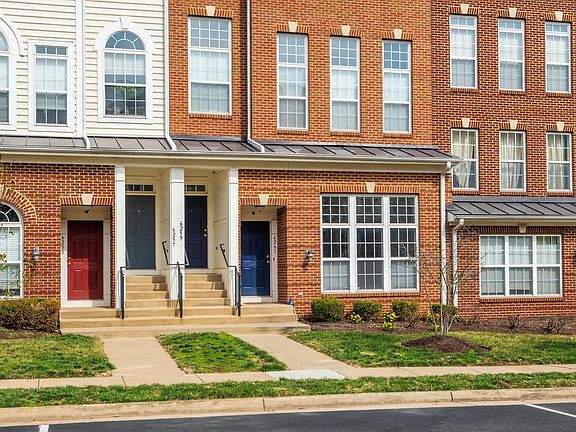 3rd image of 6261 Woodruff Springs Way