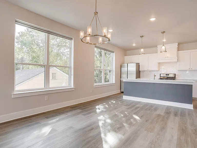 2323 Benbrook Blvd — Photo 30
