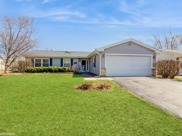 228 Delaware Dr, Bolingbrook, IL 60440
