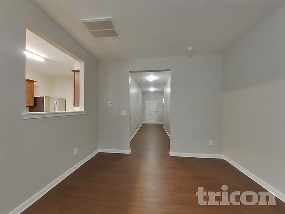 2nd image of 2037 Saint Augustine Pl