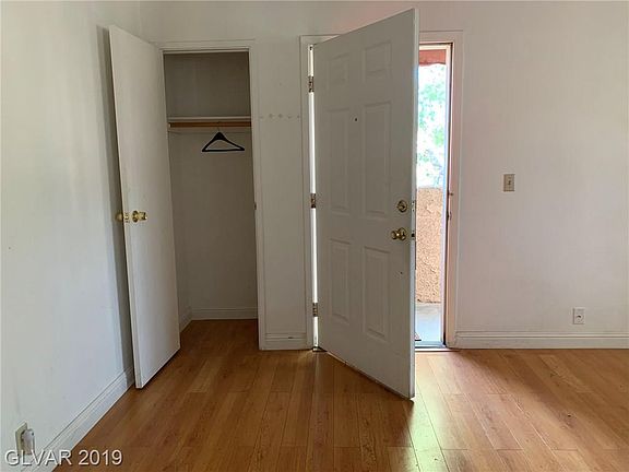 5th image of 5101 Pioneer Ave APT 203