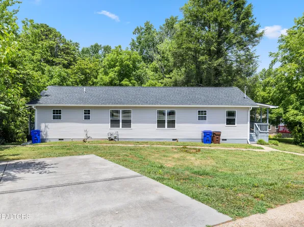 460 W Outer Dr, Oak Ridge, TN 37830