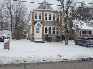 1343 Churchill Rd, Lyndhurst, OH 44124