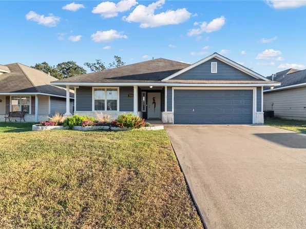3928 Tranquil Path Dr, College Station, TX 77845