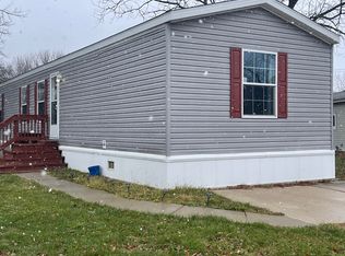 190 N Windmere Cir, Matteson, IL 60443