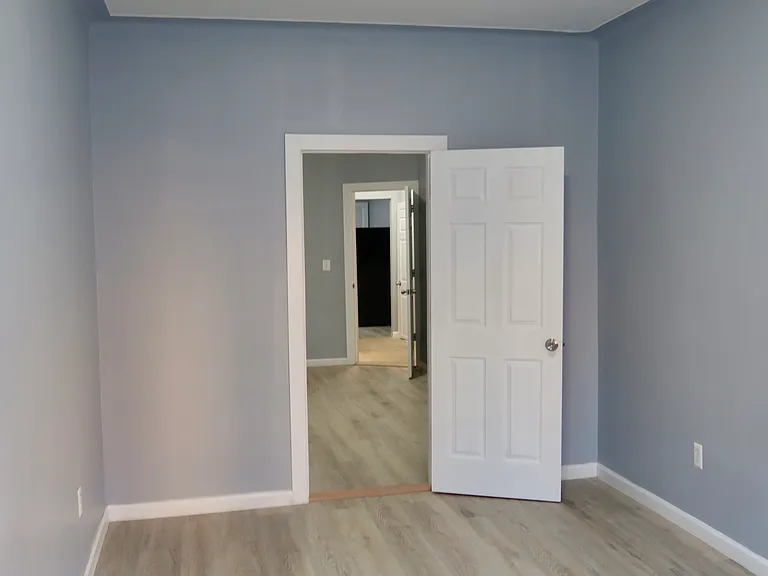 27 Gray St #2 — Photo 10