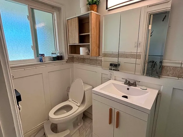 Bathroom 2