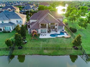607 Elmhurst Ct, Sugar Land, TX 77479