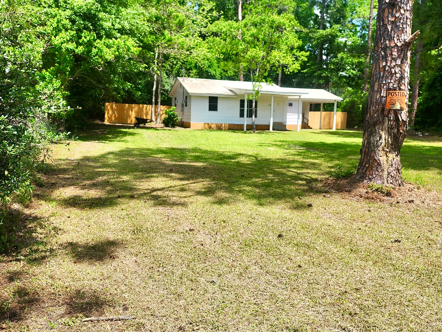 3 bed, 1002 sqft, $1,050 — Photo 3