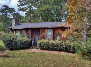 3021 Oak Mont Dr, Douglasville, GA 30135