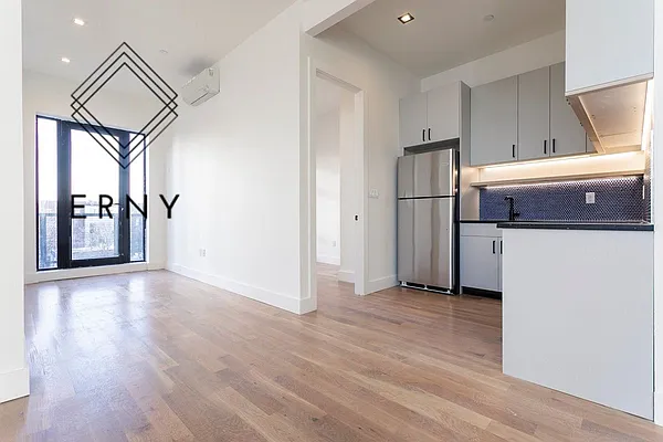 Rented by ERNY LLC | media 10