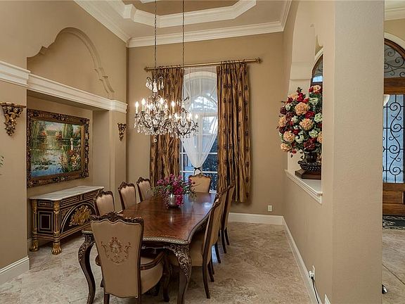 3rd image of 16820 Vinci Way