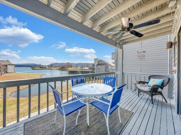 75 Dockside Cir Unit 305, Moneta, VA 24121