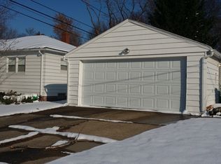 13105 Silver Rd, Garfield Heights, OH 44125