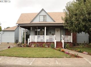 130 SW 6th Pl, Canby, OR 97013