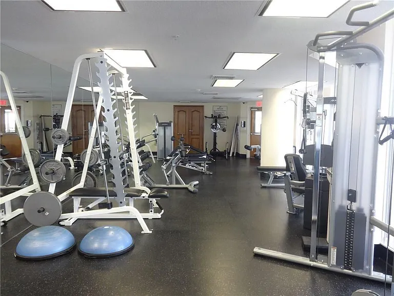 100 Birch Rd #1106B — Photo 32