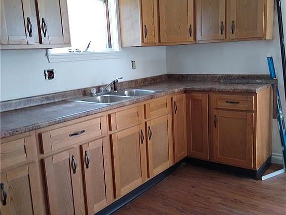 3rd image of 203 Lockwood Ave
