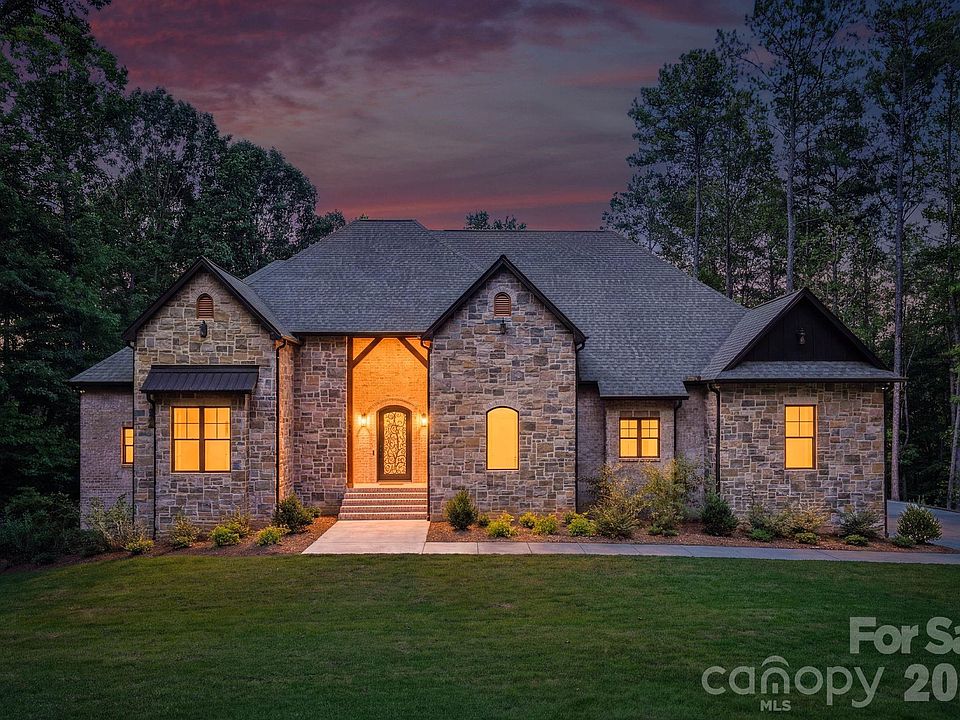 1st image of 4028 Spindrift Cove Dr