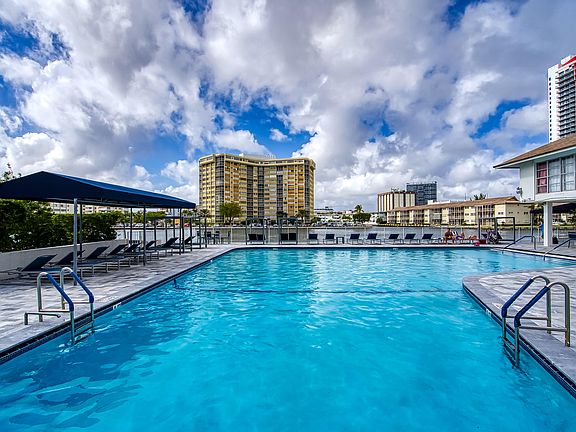 5th image of 1833 S Ocean Drive #1809