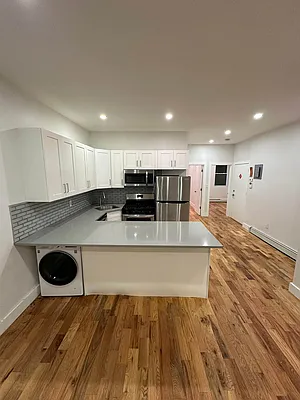 Rented by Budget Real Estate NYC Inc | media 7