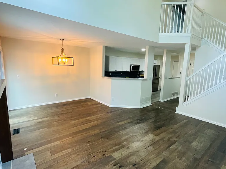 606 Chadwood Dr — Photo 5
