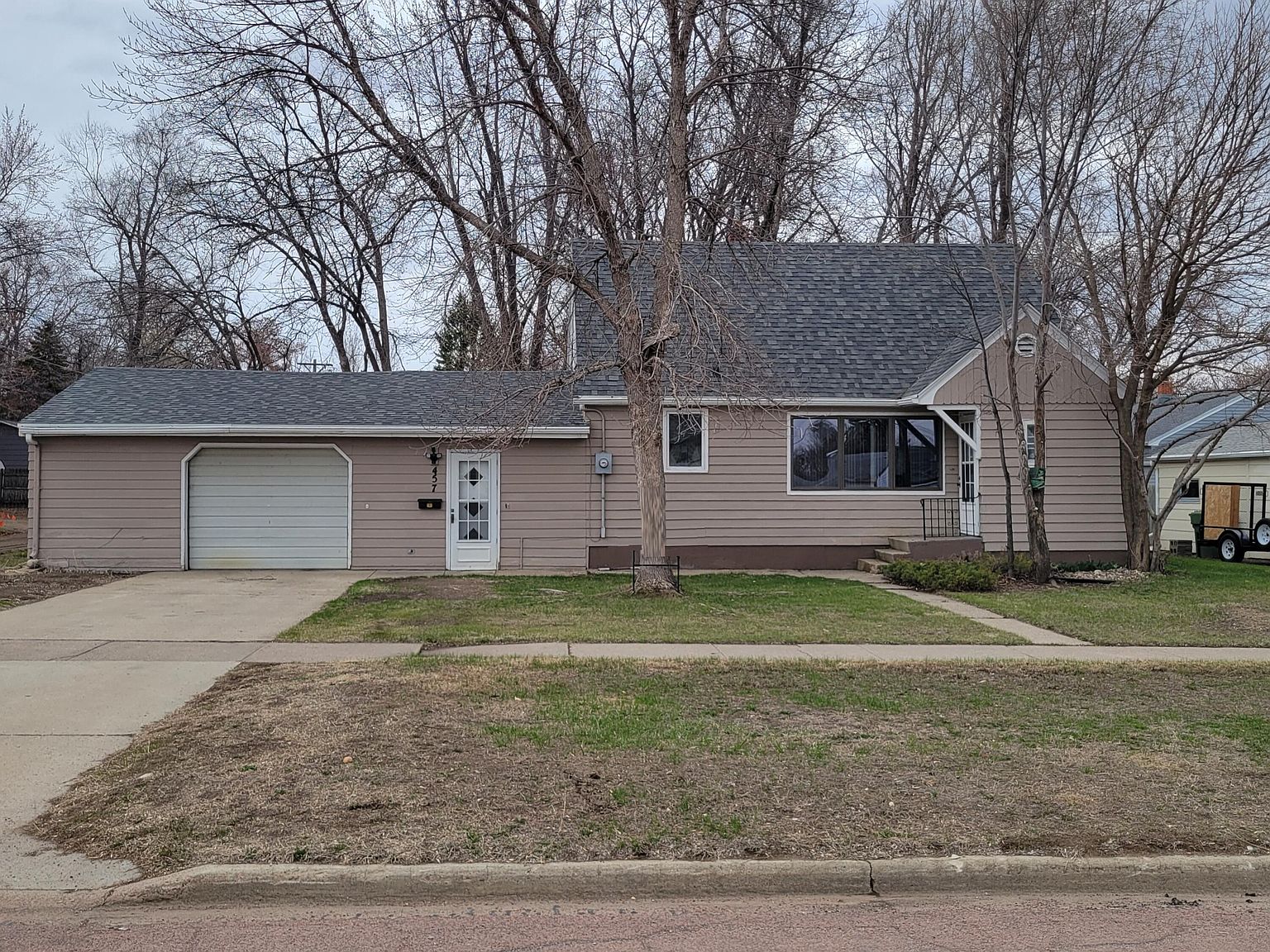457 13th St SE, Huron, SD 57350 MLS 23149 Zillow