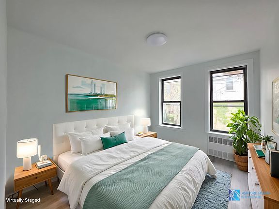 4th image of 1548 W 8th St #1RR
