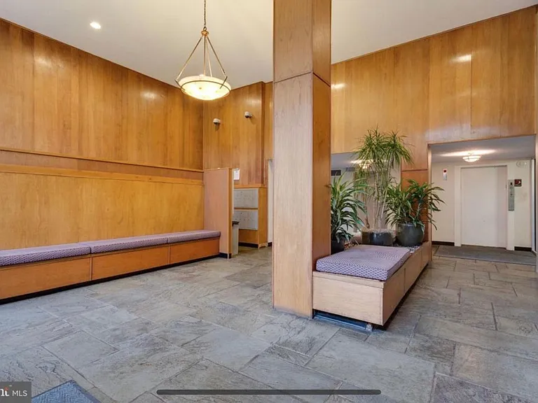 2030 N Adams St #1104 — Photo 31