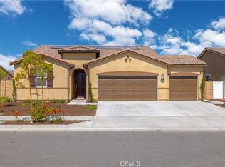 1926 Old Canyon Dr, Hemet, CA 92545