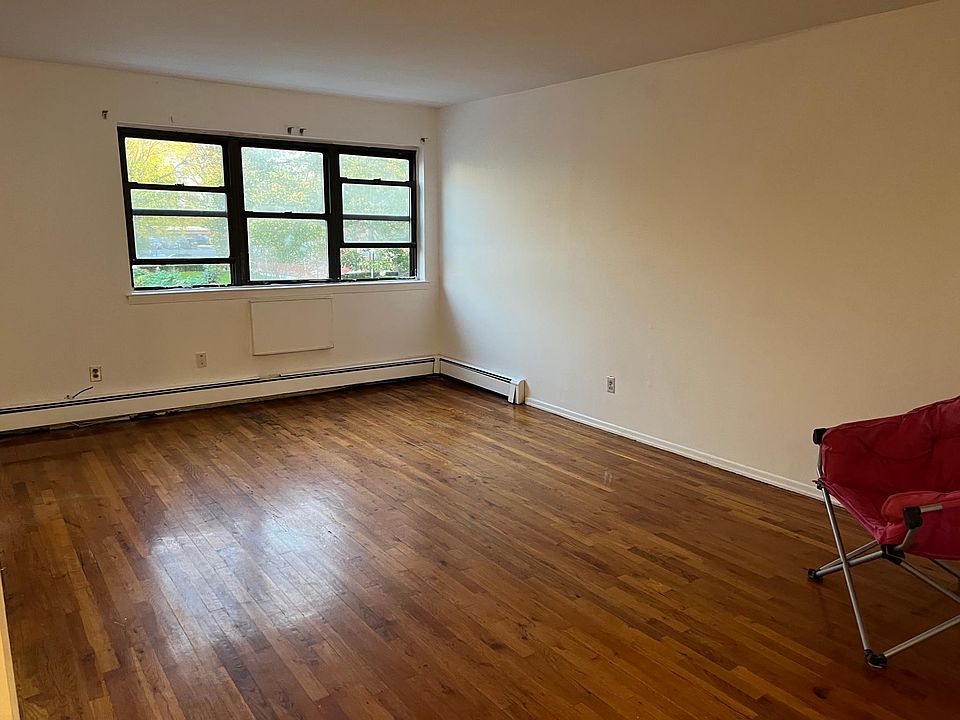 1st image of 6508 161st St #3