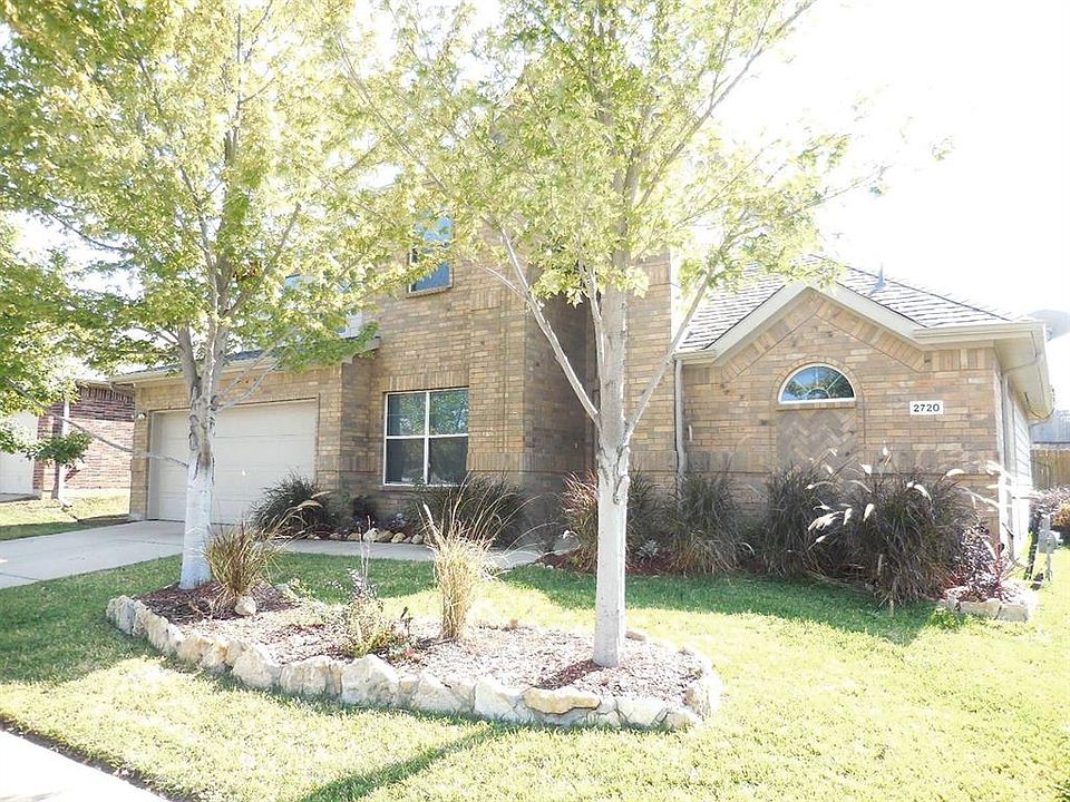 1st image of 2720 Clubhouse Dr