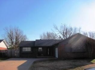 2800 Plymouth Ln, Oklahoma City, OK 73120
