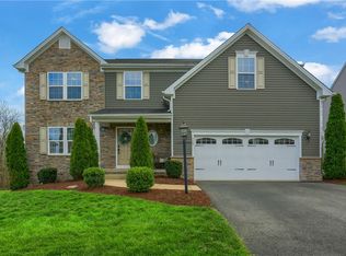 409 Elgin Cir, Coraopolis, PA 15108
