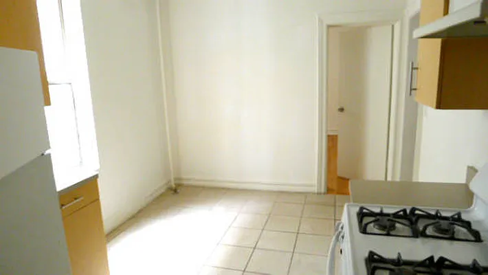 Rented by Level Group | media 32