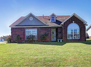 1001 W 23rd St, Claremore, OK 74017