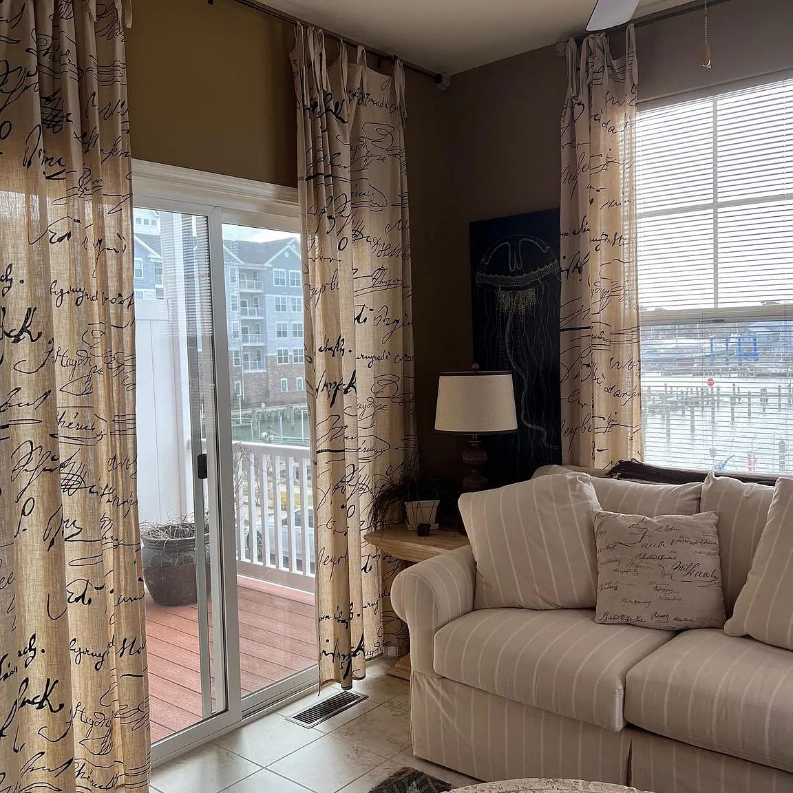 3 bed, 4.0 bath, 1890 sqft, $2,700 — Photo 2