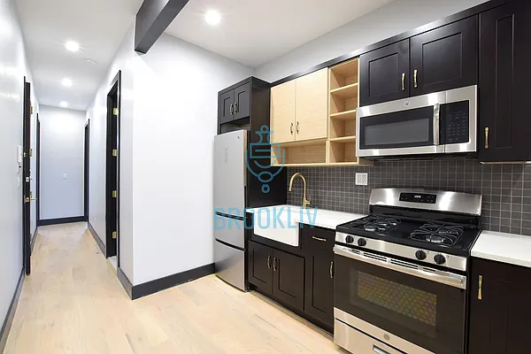 Rented by null | media 17