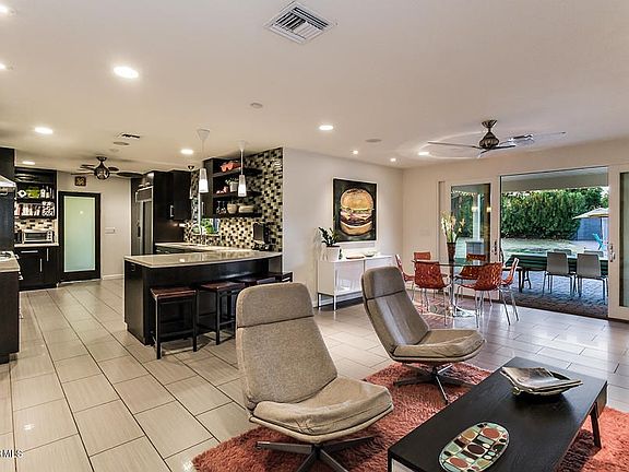 Living & Dining Room