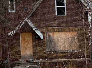 20116 Yacama Rd, Highland Park, MI 48203