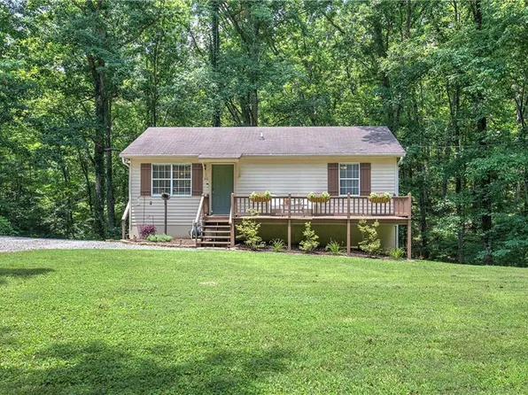 90 Amanda Ln SW, Cartersville, GA 30120
