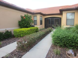 319 Bluewater Falls Ct, Apollo Beach, FL 33572