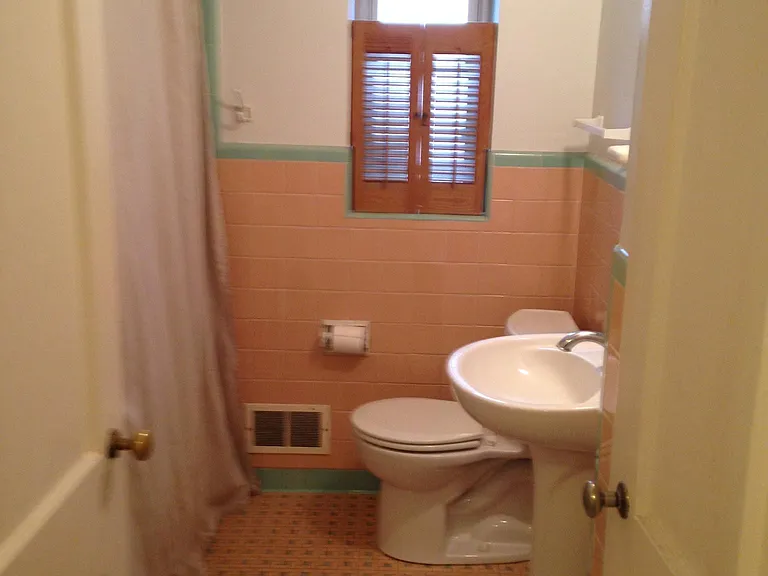 3575 Erie Ave #1 — Photo 15
