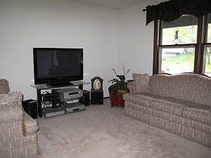 3rd image of 414 N Glacier Dr