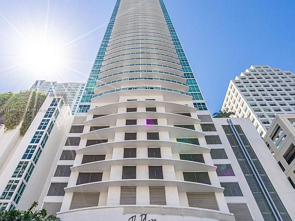 3rd image of 950 Brickell Bay Dr APT 2308
