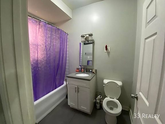 5th image of 5018-20 S Blackstone Ave #204