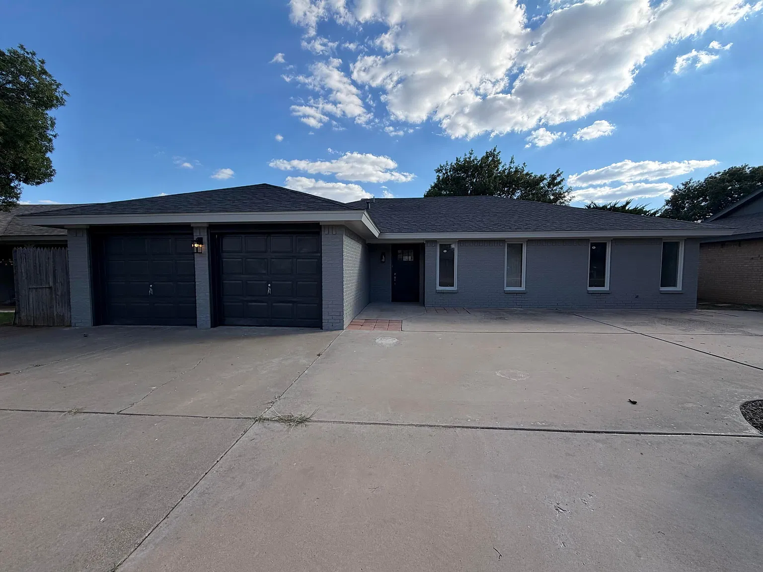 3 bed, 2.0 bath, 1497 sqft, $1,700 — Photo 2