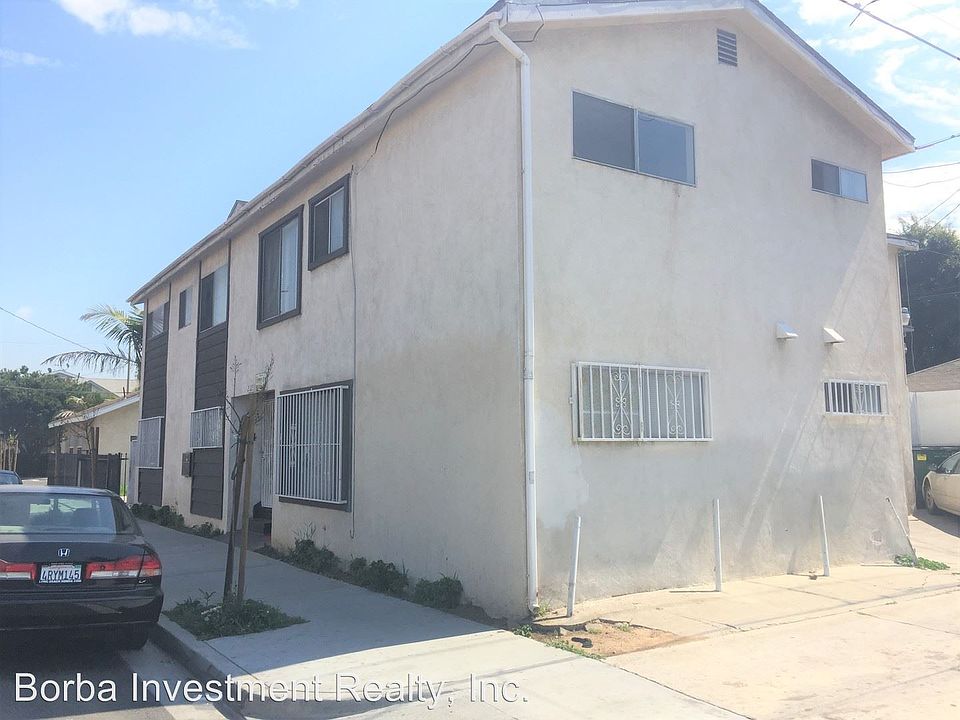 1st image of 2122 E 10th St APT 04